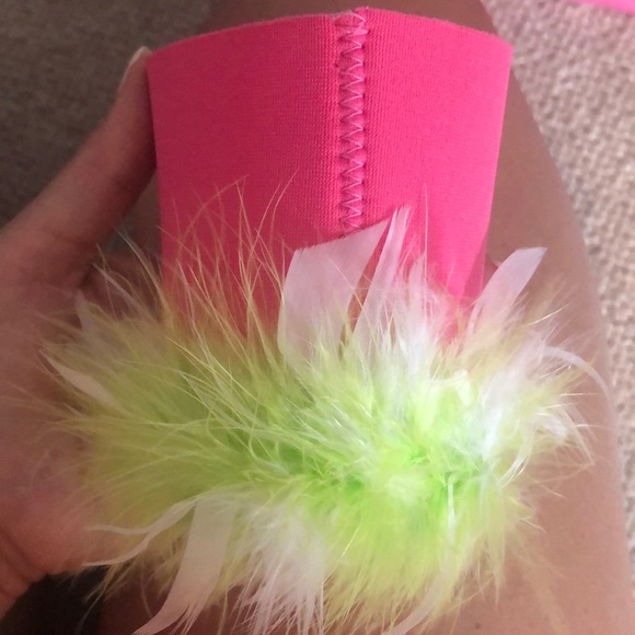 Bridesmaid Koozie - Picture 3 of 4
